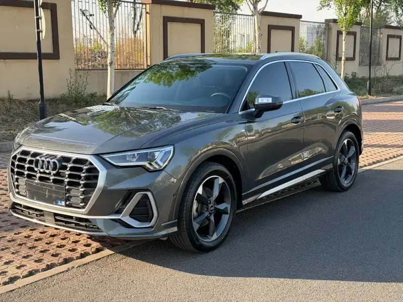Audi Q3, 2022