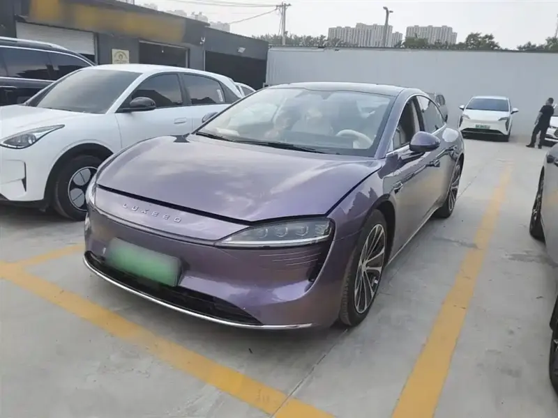 Luxeed Zhijie S7, 2025