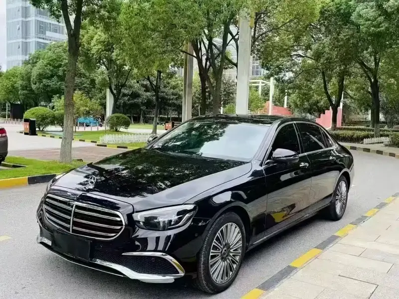 Mercedes-Benz E-Class, 2023 — фото 1