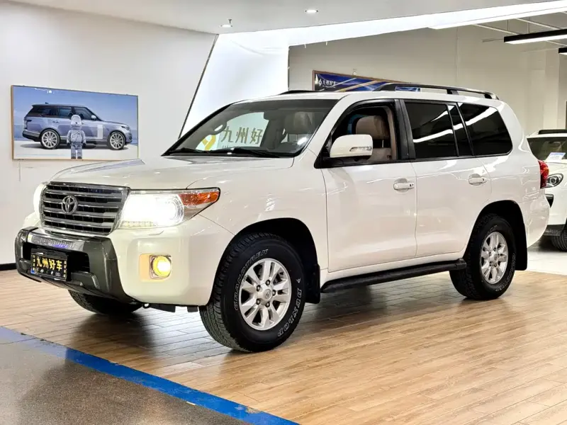 Toyota Land Cruiser, 2015