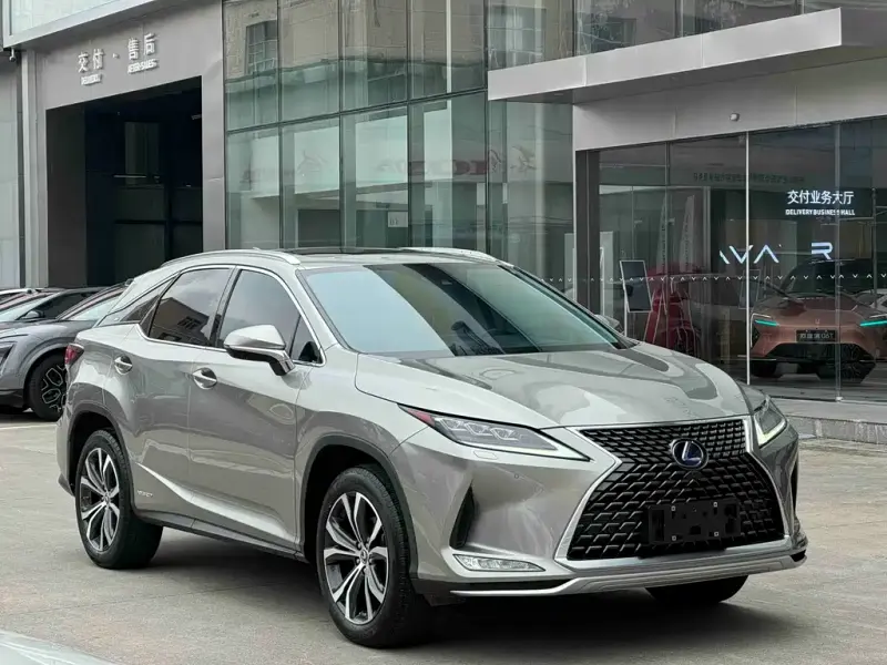 Lexus RX, 2021