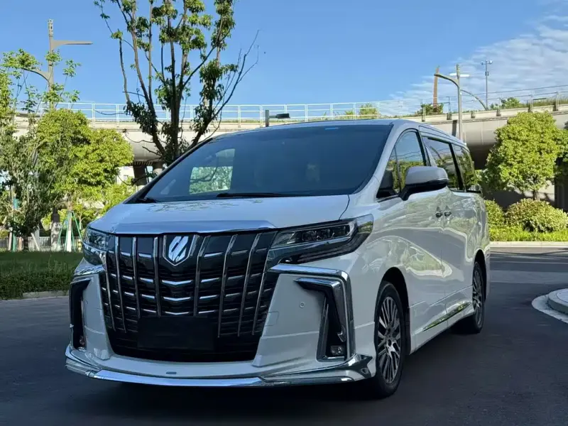 Toyota Alphard, 2017