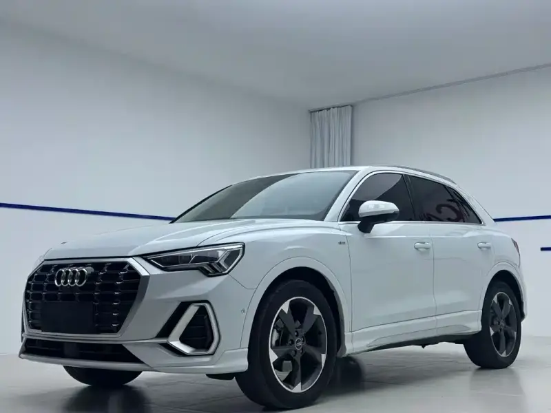 Audi Q3, 2023