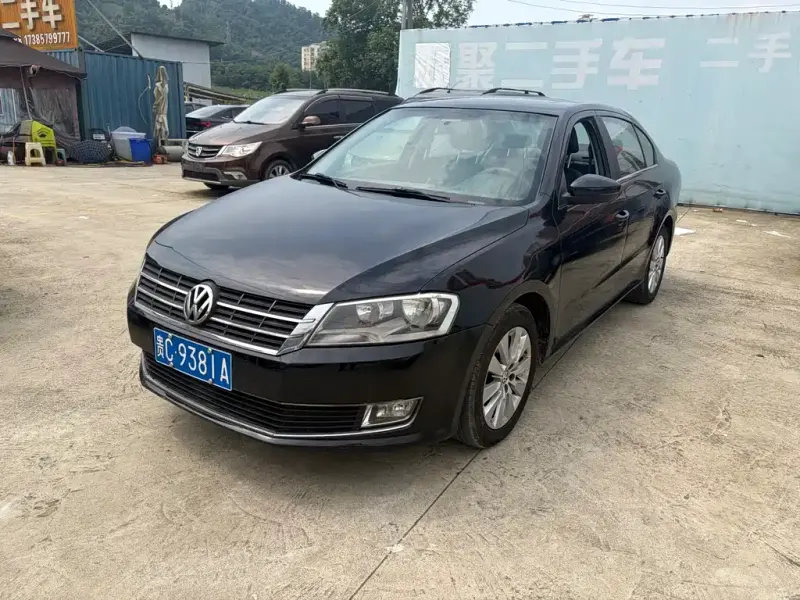 Volkswagen Lavida, 2013