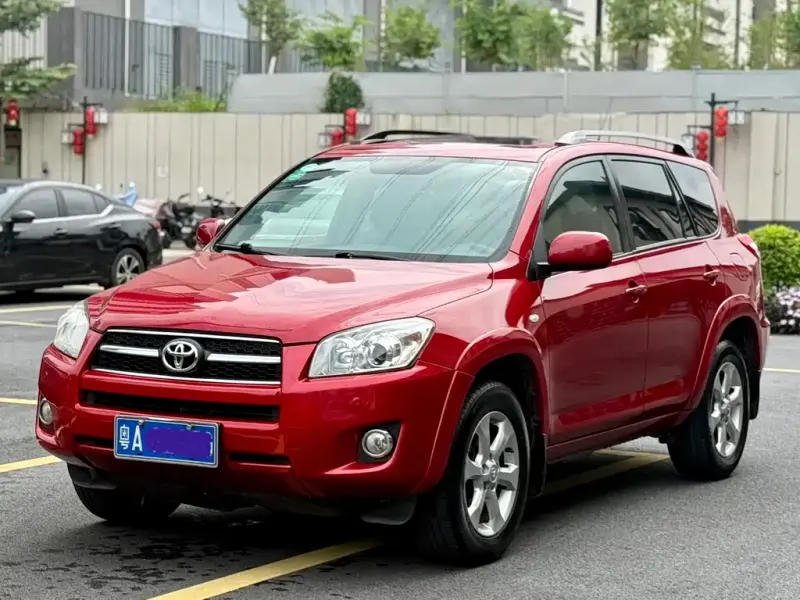 Toyota RAV4, 2009