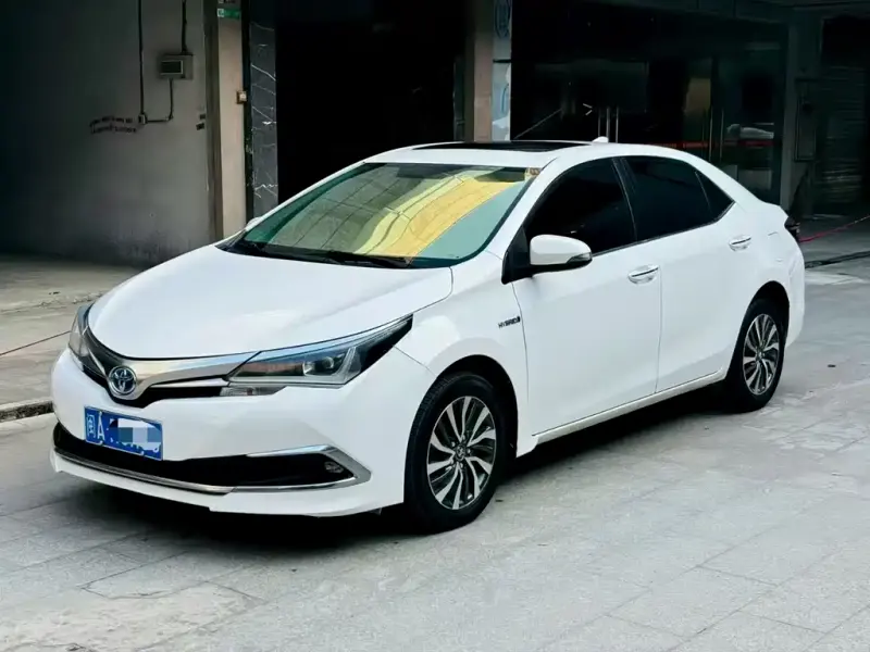 Toyota Corolla, 2018 — фото 1