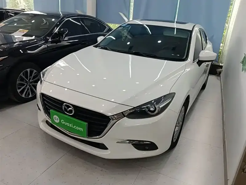 Mazda 3 Axela, 2018 — фото 1