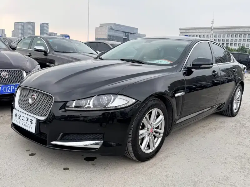 Jaguar XF, 2015