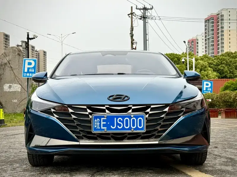 Hyundai Elantra, 2021