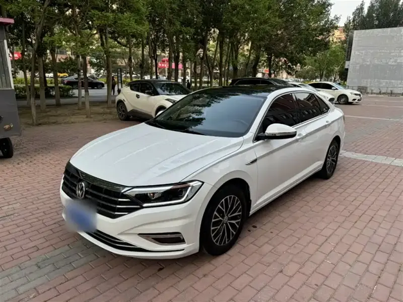 Volkswagen Sagitar, 2020