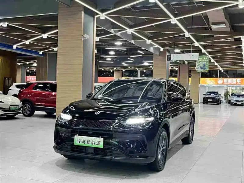 Leapmotor C11, 2023