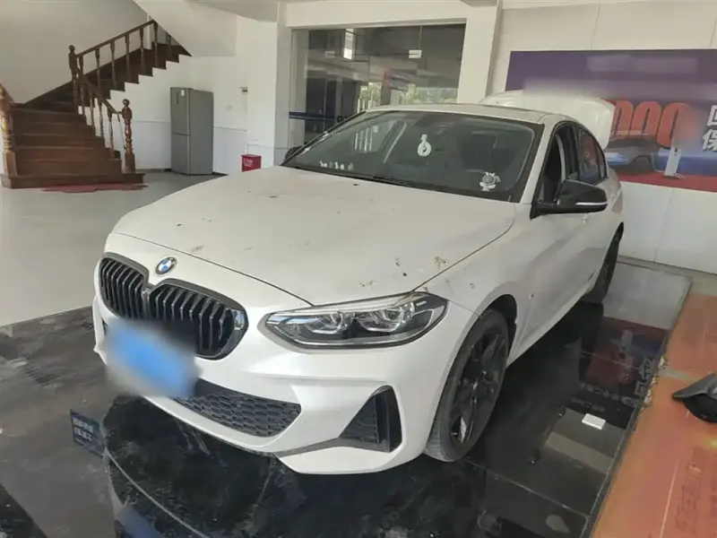 BMW 1 Series, 2022