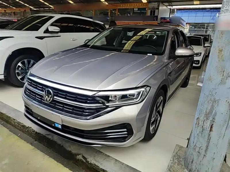Volkswagen Sagitar, 2025