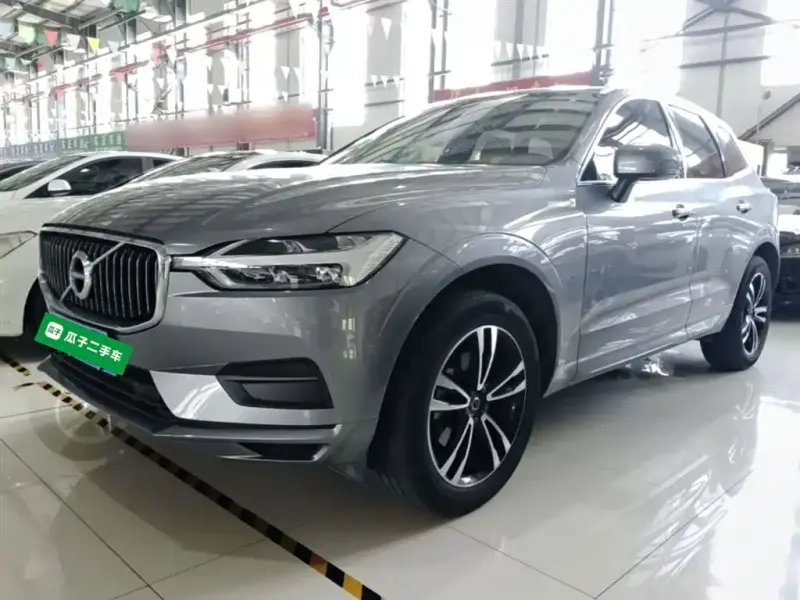 Volvo XC60, 2019 — фото 1