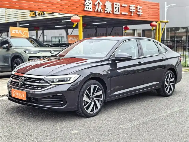Volkswagen Sagitar, 2023