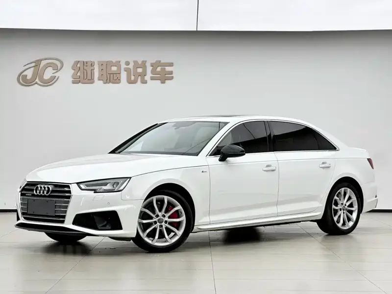 Audi A4L, 2019 — фото 1
