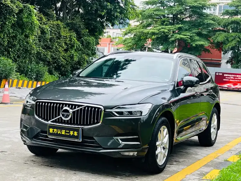 Volvo XC60, 2020 — фото 1