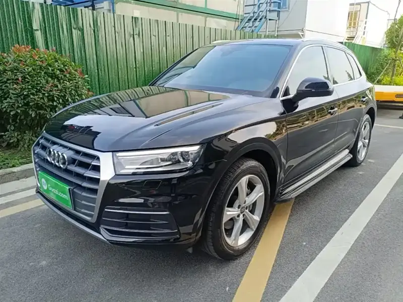 Audi Q5L, 2020