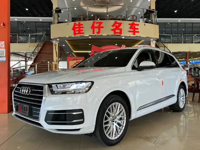 Audi Q7, 2018 — фото 1