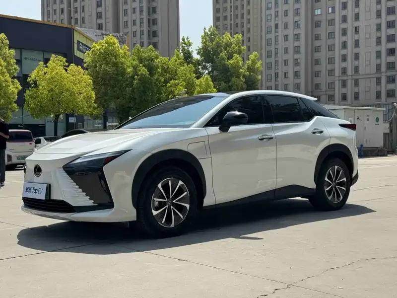 Lexus RZ, 2023
