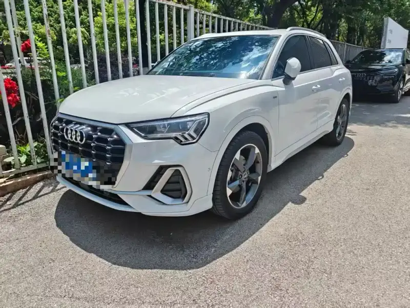 Audi Q3, 2023