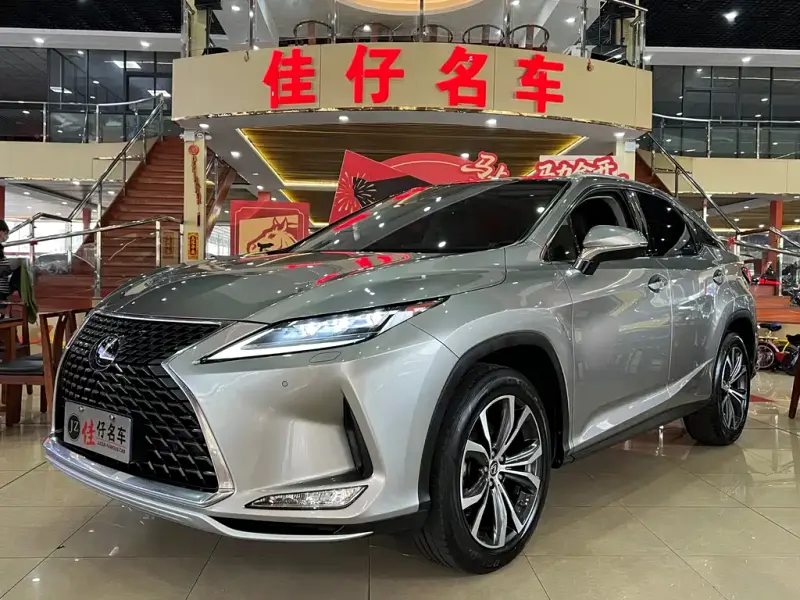 Lexus RX, 2021