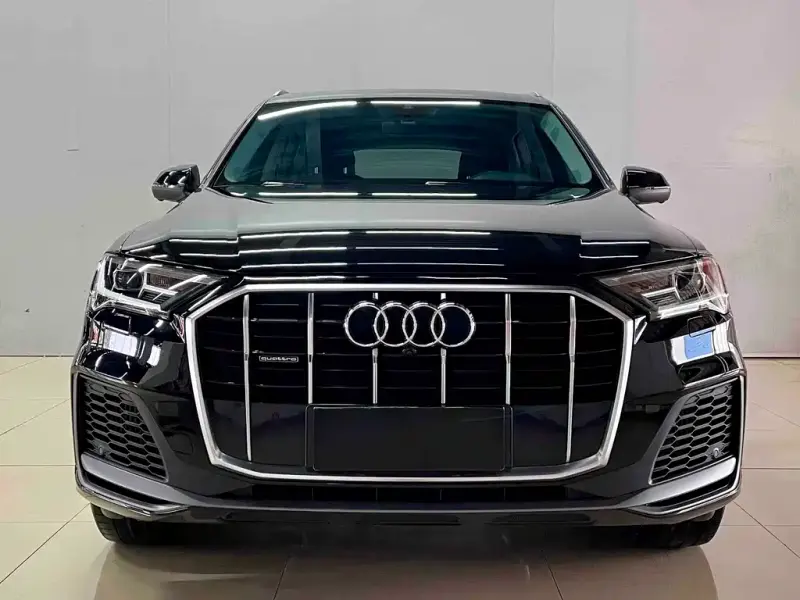 Audi Q7, 2023 — фото 1