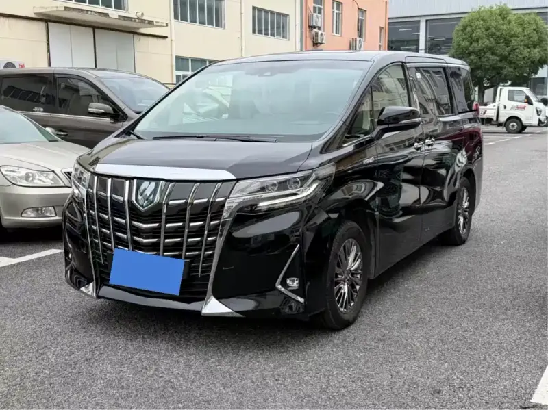 Toyota Alphard, 2023