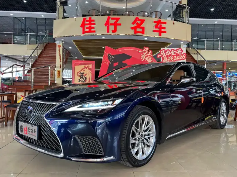 Lexus LS, 2021