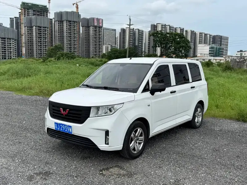 Wuling Hongguang PLUS, 2021