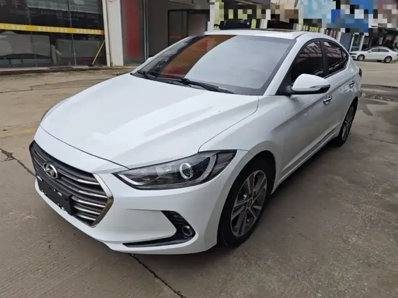 Hyundai Elantra, 2019