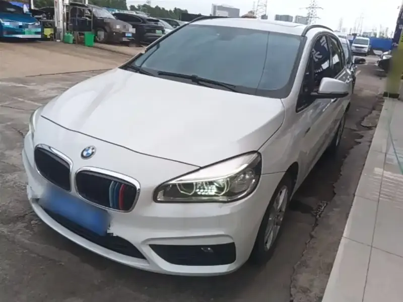 BMW 2 Series Active Tourer, 2018 — фото 1