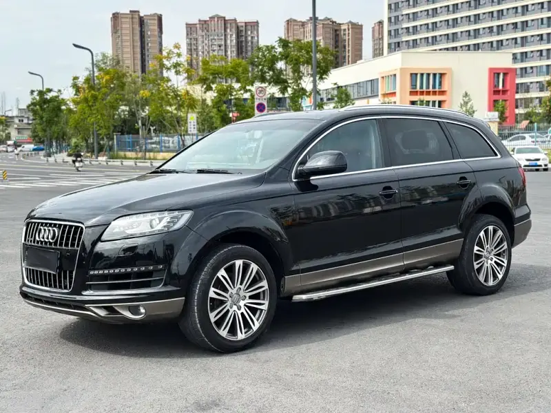 Audi Q7, 2012 — фото 1