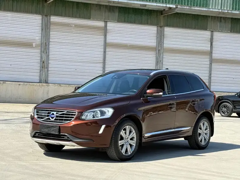 Volvo XC60, 2015 — фото 1