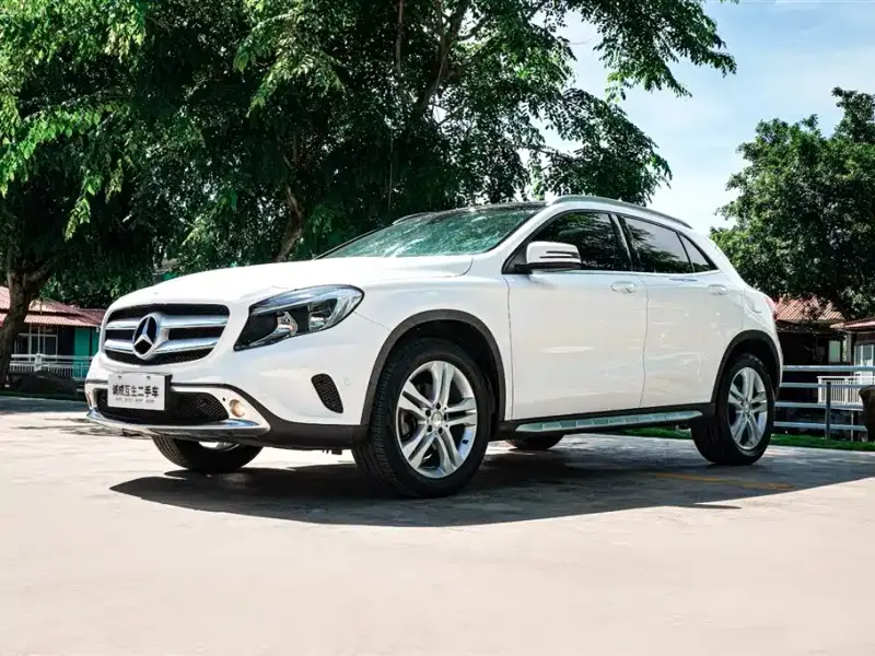 Mercedes-Benz GLA, 2016 — фото 1