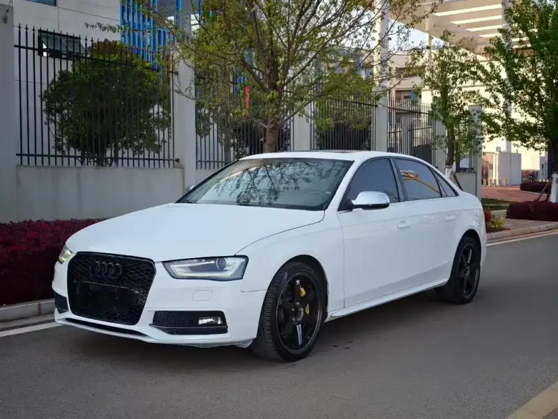 Audi A4L, 2015 — фото 1