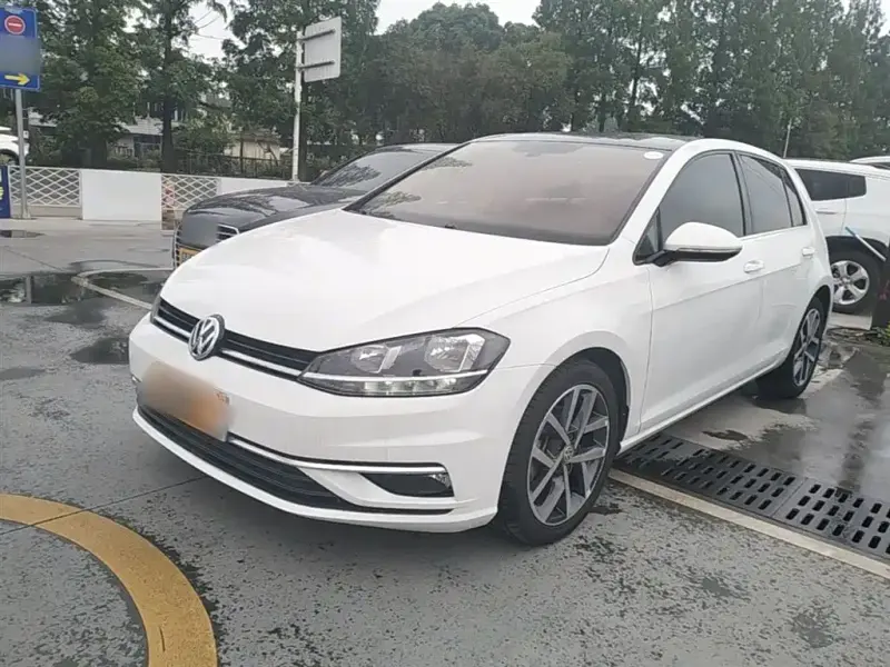 Volkswagen Golf, 2020