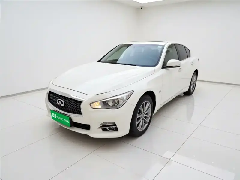 Infiniti Q50L, 2016