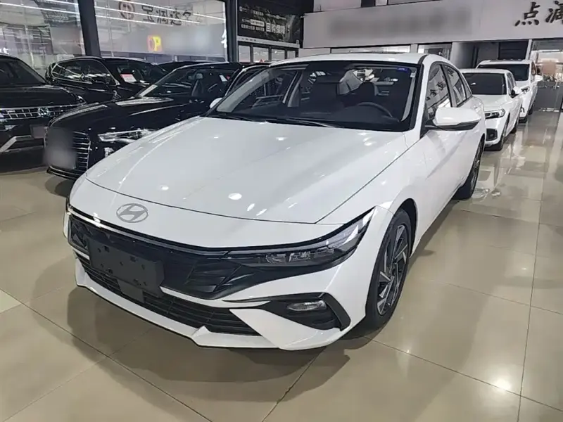 Hyundai Elantra, 2026