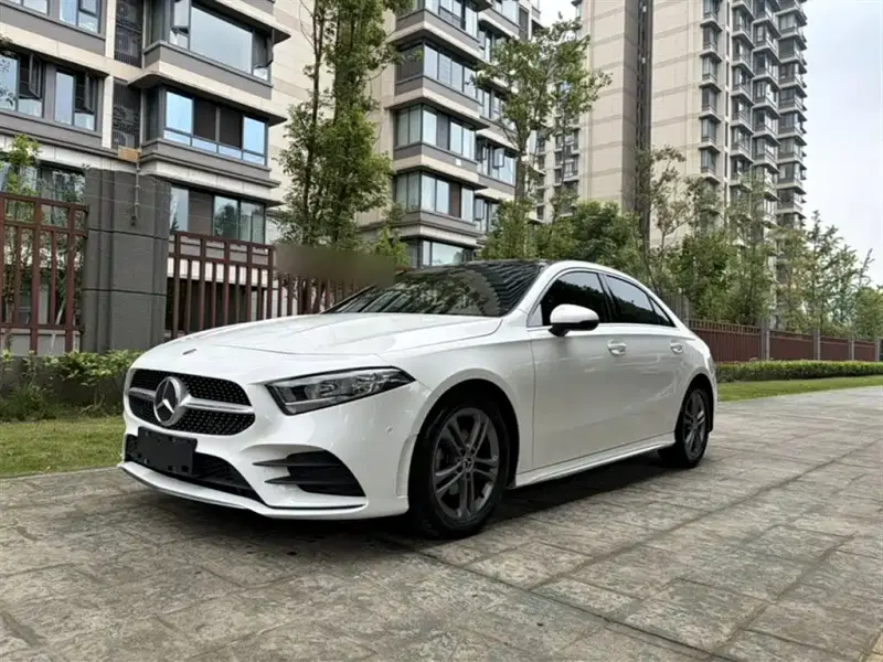 Mercedes-Benz A-Class, 2020 — фото 1