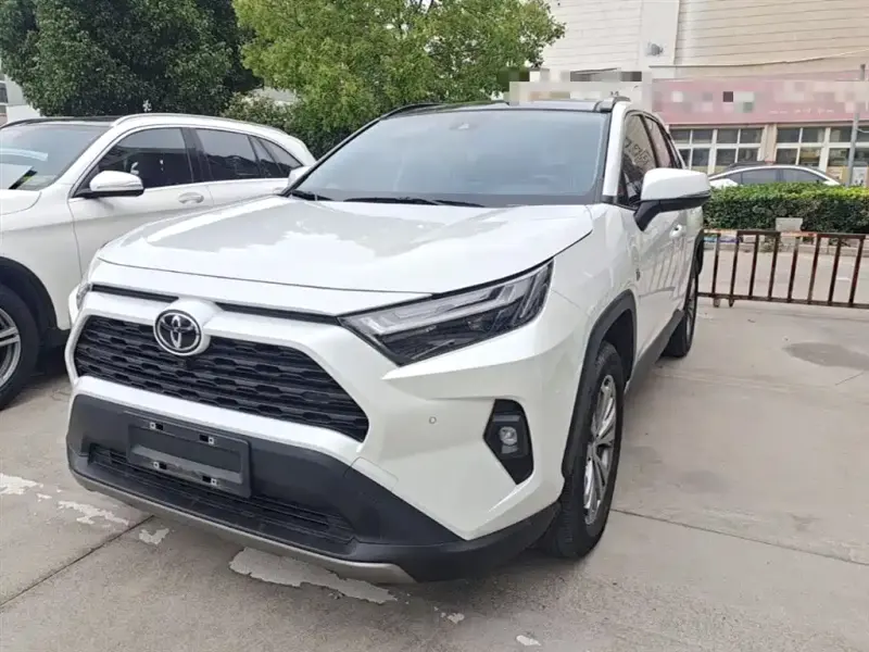 Toyota RAV4, 2023 — фото 1