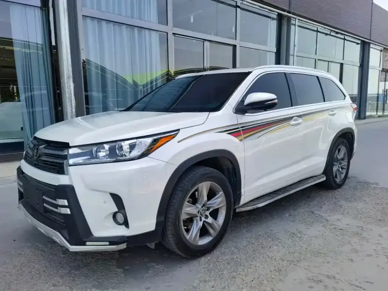 Toyota Highlander, 2021 — фото 1