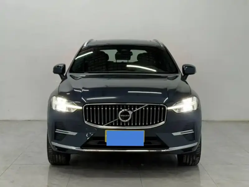 Volvo XC60, 2025 — фото 1