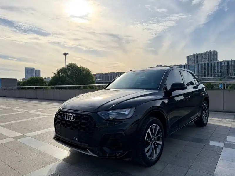 Audi Q5L, 2023