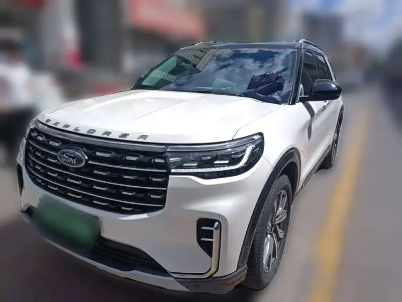 Ford Explorer, 2022
