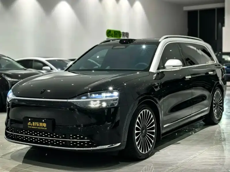 AITO M9, 2025