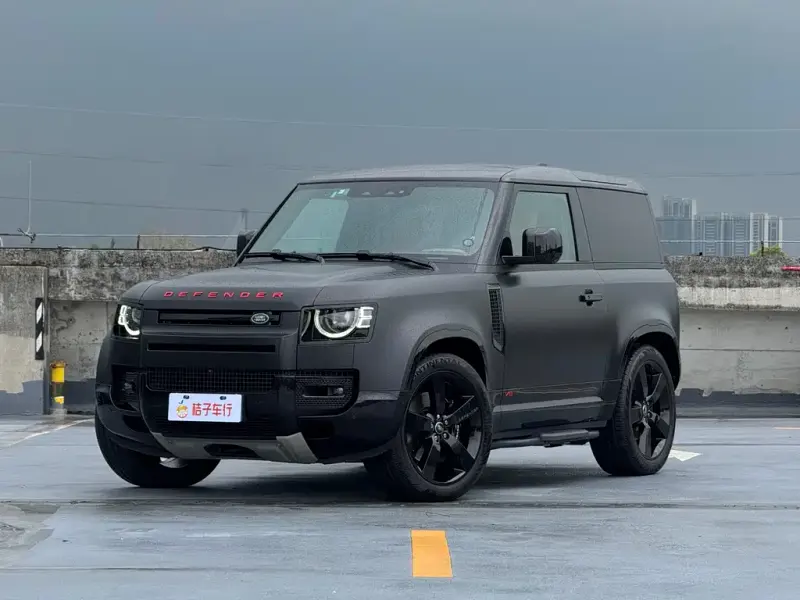 Land Rover Defender, 2024