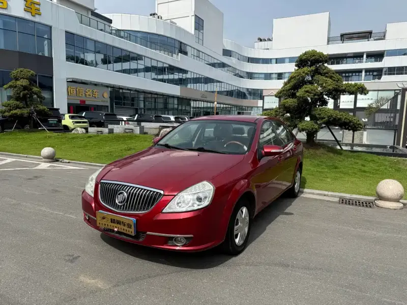 Buick Excelle, 2013