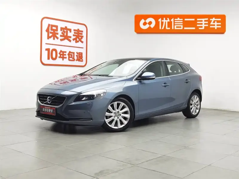 Volvo V40, 2013