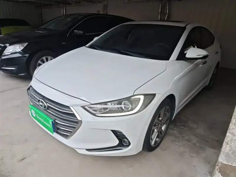 Hyundai Elantra, 2017